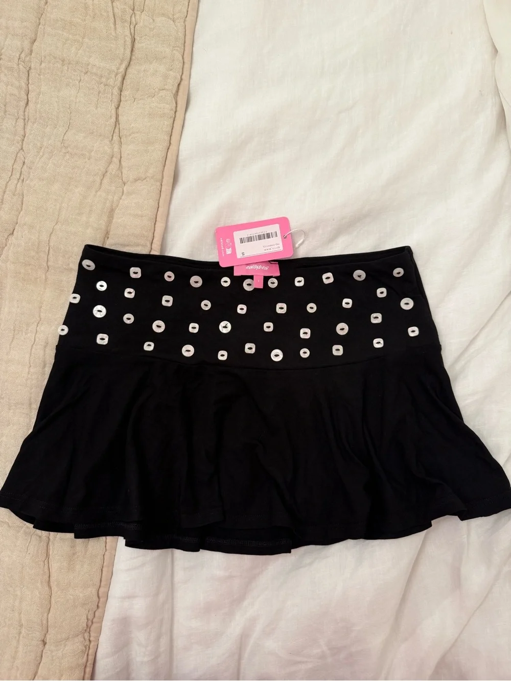 Edikted Kayce Button Mini Skirt Black - Picture 3 of 7